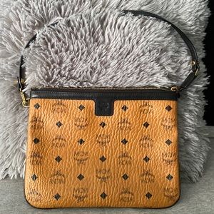 MCM POUCH